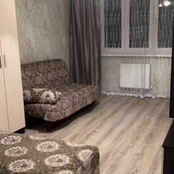 Продается 1-комнатная квартира, 36 м²