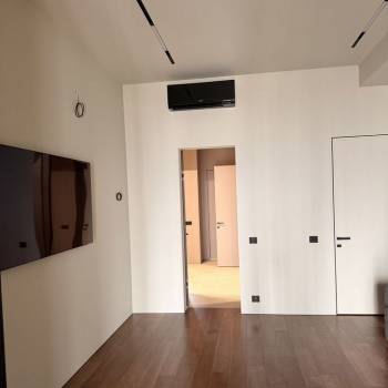 Продается 3-х комнатная квартира, 130 м²