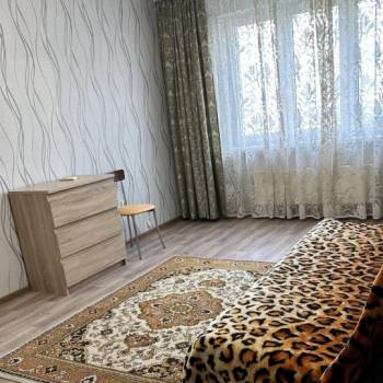Сдается 1-комнатная квартира, 38 м²