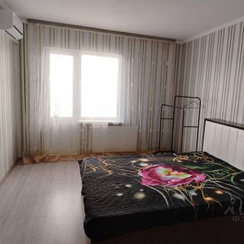 Продается 1-комнатная квартира, 42,1 м²