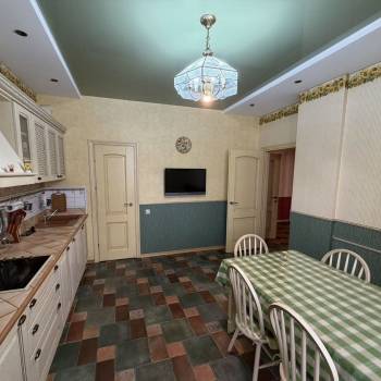 Сдается Многокомнатная квартира, 103 м²