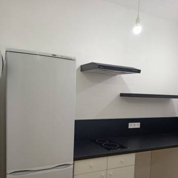 Продается 1-комнатная квартира, 34 м²
