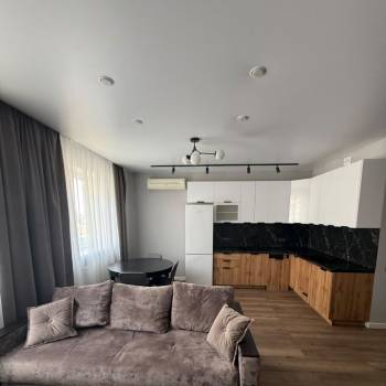 Сдается 1-комнатная квартира, 42,7 м²