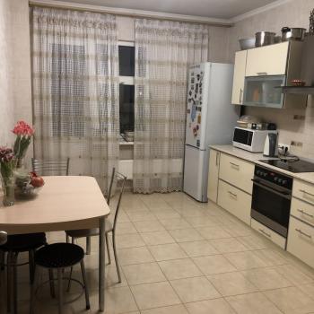 Сдается 1-комнатная квартира, 44 м²