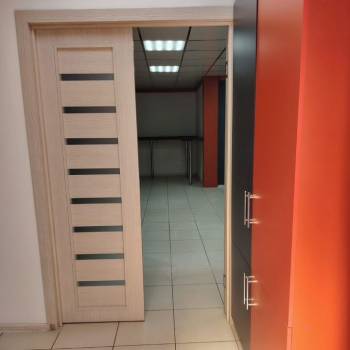 Сдается Нежилое помещение, 123 м²