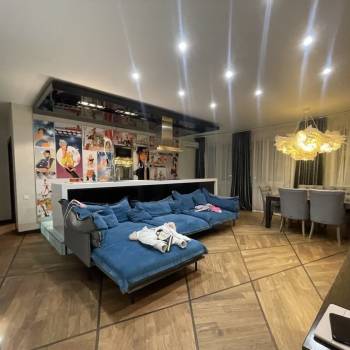 Продается Многокомнатная квартира, 127,7 м²