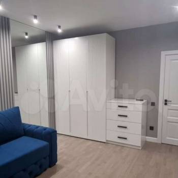 Сдается 1-комнатная квартира, 40 м²