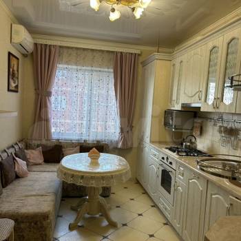 Сдается 1-комнатная квартира, 43 м²