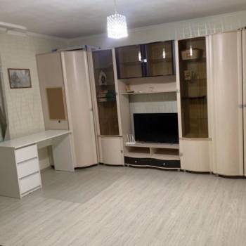 Сдается 1-комнатная квартира, 41 м²
