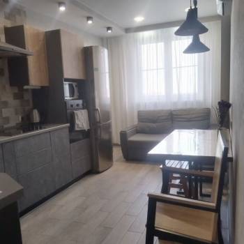 Сдается 1-комнатная квартира, 40 м²