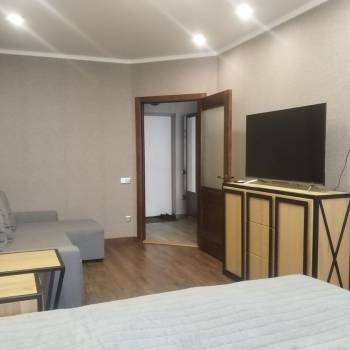 Сдается 1-комнатная квартира, 40 м²
