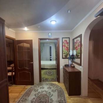 Продается 2-х комнатная квартира, 58,2 м²