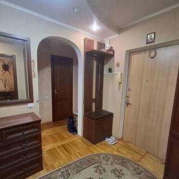 Продается 2-х комнатная квартира, 58,2 м²