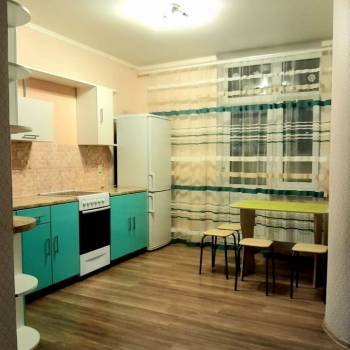 Сдается 2-х комнатная квартира, 64 м²