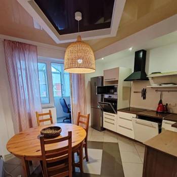 Сдается 2-х комнатная квартира, 68 м²