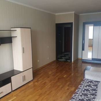 Сдается 1-комнатная квартира, 42,5 м²