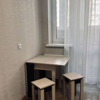 Сдается 1-комнатная квартира, 42 м²