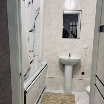 Сдается 1-комнатная квартира, 42 м²