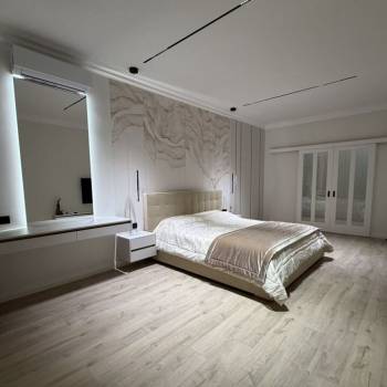 Продается Многокомнатная квартира, 156 м²