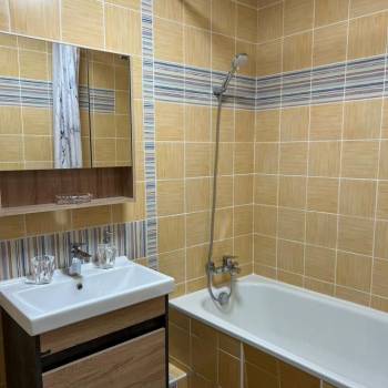 Сдается 1-комнатная квартира, 38 м²