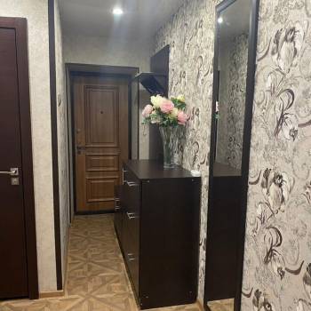 Сдается Многокомнатная квартира, 58 м²