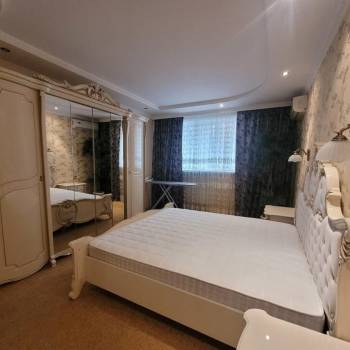 Сдается Многокомнатная квартира, 115 м²