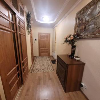 Сдается Многокомнатная квартира, 115 м²