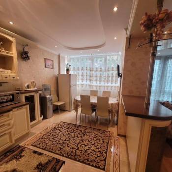 Сдается Многокомнатная квартира, 115 м²