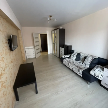 Сдается 1-комнатная квартира, 43 м²