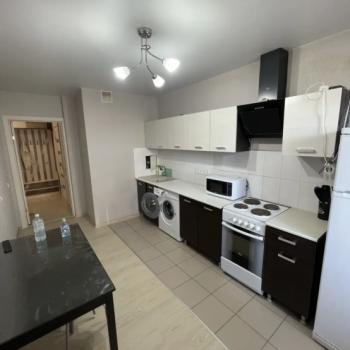 Сдается 1-комнатная квартира, 43 м²