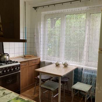 Сдается Многокомнатная квартира, 60 м²