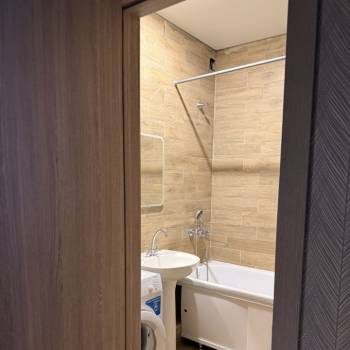 Продается 1-комнатная квартира, 37,5 м²