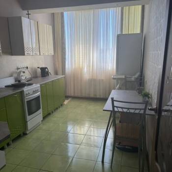Сдается 2-х комнатная квартира, 60 м²
