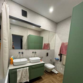 Сдается Многокомнатная квартира, 100 м²