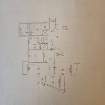 Продается Многокомнатная квартира, 81 м²