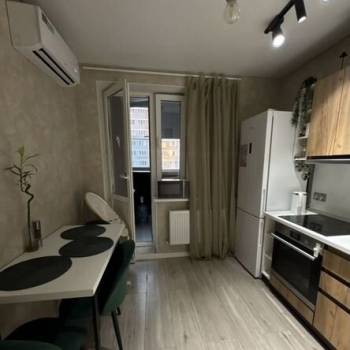 Продается 1-комнатная квартира, 33,8 м²