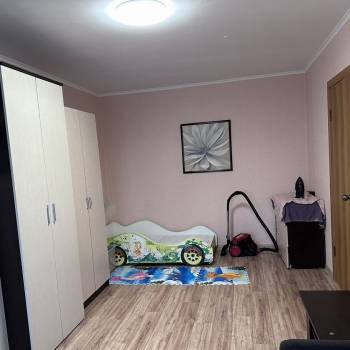Продается 1-комнатная квартира, 36 м²