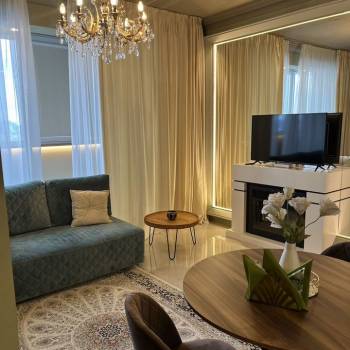 Сдается 1-комнатная квартира, 45 м²