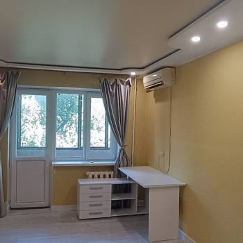 Продается 1-комнатная квартира, 33 м²