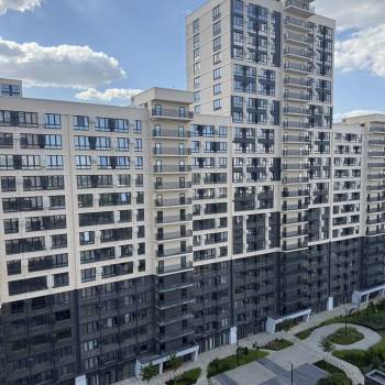Продается 1-комнатная квартира, 41,8 м²