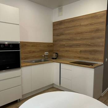 Сдается 1-комнатная квартира, 37 м²