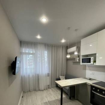 Продается 1-комнатная квартира, 41 м²