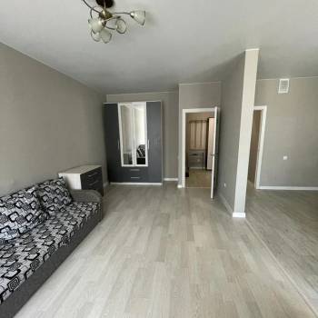 Продается 1-комнатная квартира, 44 м²