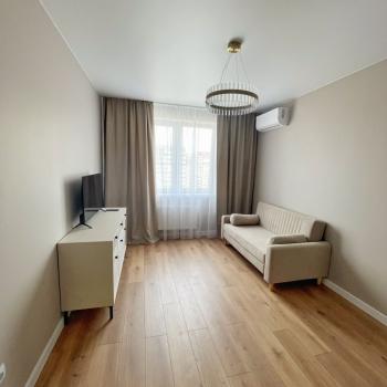 Сдается 1-комнатная квартира, 44 м²