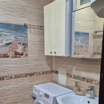 Сдается 2-х комнатная квартира, 65 м²
