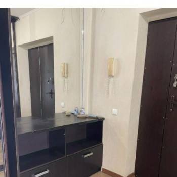 Сдается Многокомнатная квартира, 100 м²