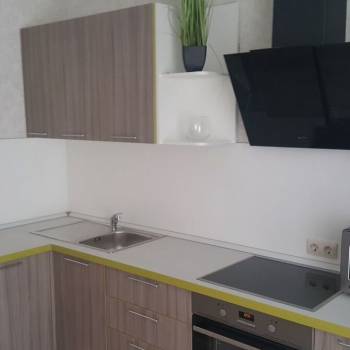 Продается 1-комнатная квартира, 41,7 м²