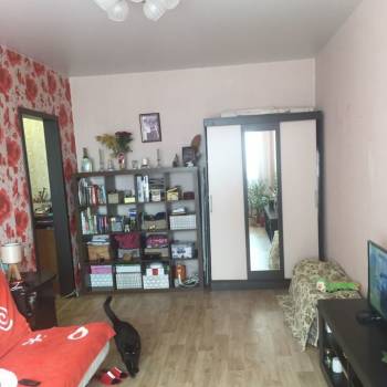 Продается 1-комнатная квартира, 38 м²