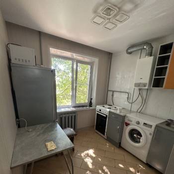Сдается 1-комнатная квартира, 32 м²