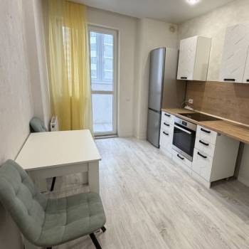 Продается 1-комнатная квартира, 39 м²